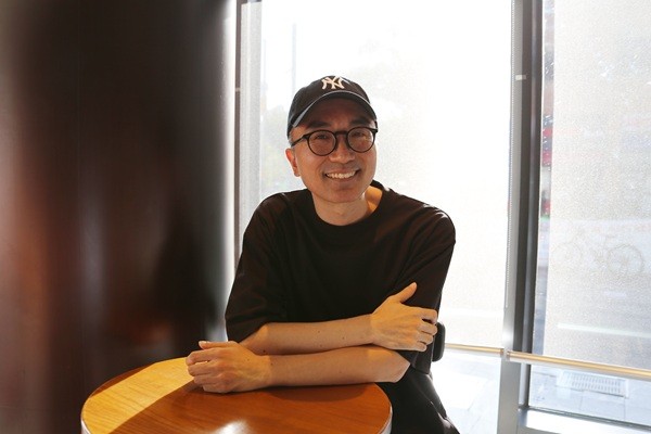우리 모두는 선과 악의 경계에 서 있다, 이동원 작가 - 뉴스 썸네일 이미지